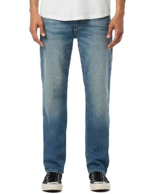 Men's Jeans with a Button - Fly for a Traditional and Classic AestheticMen's Jeans with a Button - Fly for a Traditional and Classic AestheticHUDSON Jeans Byron Straight Jean