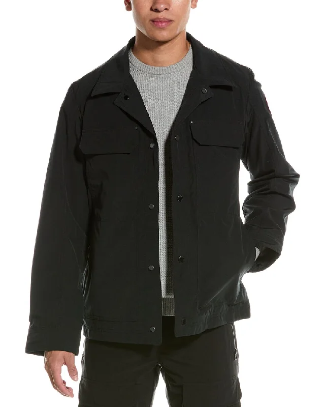 Men coats with a wind - resistant outer layer for blustery weatherMen coats with a wind - resistant outer layer for blustery weatherCanada Goose Jacket