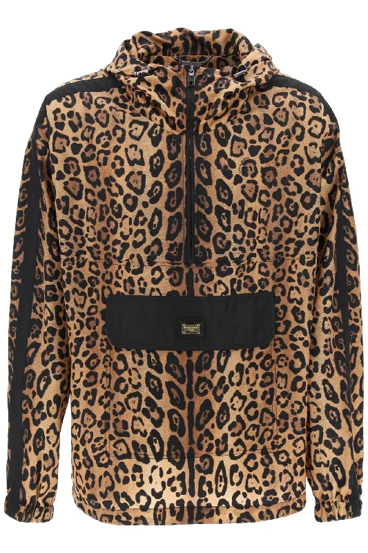 Men coats with a contrasting trim for a fashion - forward aestheticDolce & Gabbana Men's "Leopard Print Nylon Anor