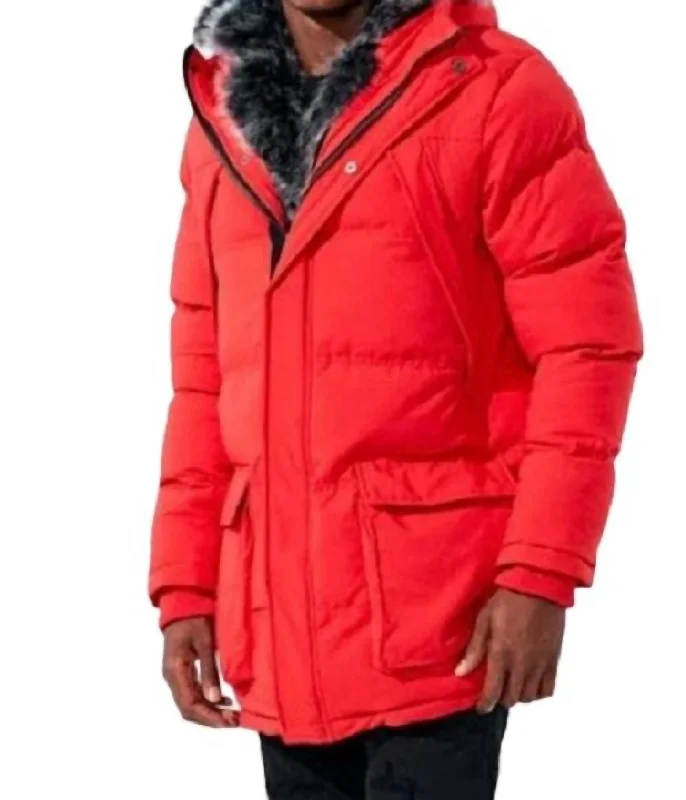 Men coats with a quilted pattern for added texture and warmthMen coats with a quilted pattern for added texture and warmthFargo Fur Lined Parka 2.0 Jacket In Red