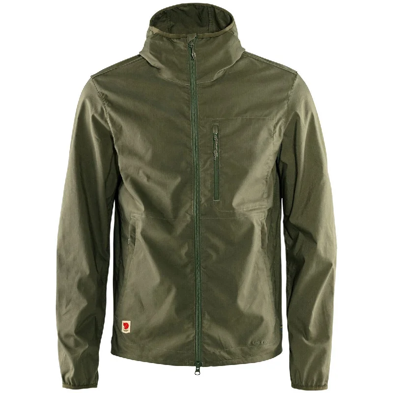 Men jackets with a built - in hood that can be stowed away when not in useMen jackets with a built - in hood that can be stowed away when not in useMen's High Coast Shade Jacket