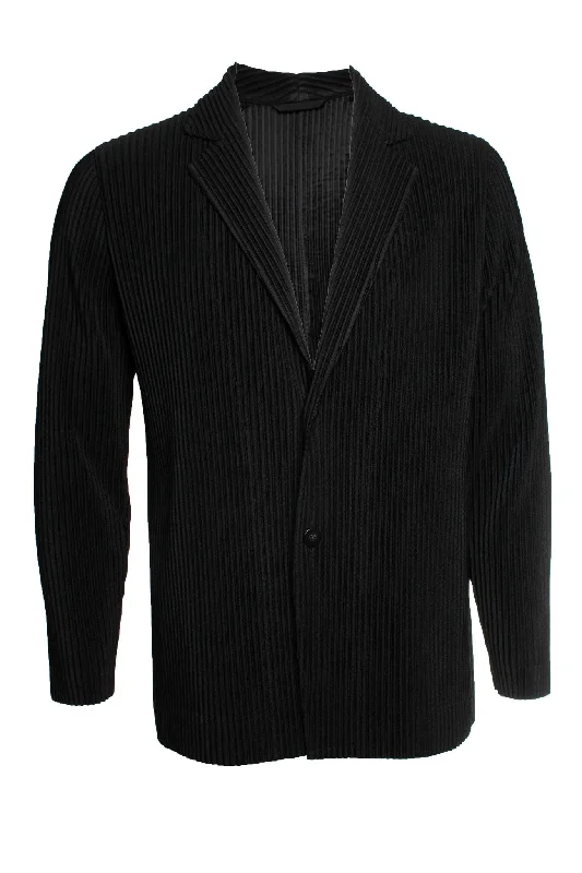 Men coats with multiple inner pockets for convenient storage of essentialspleated blazer in black