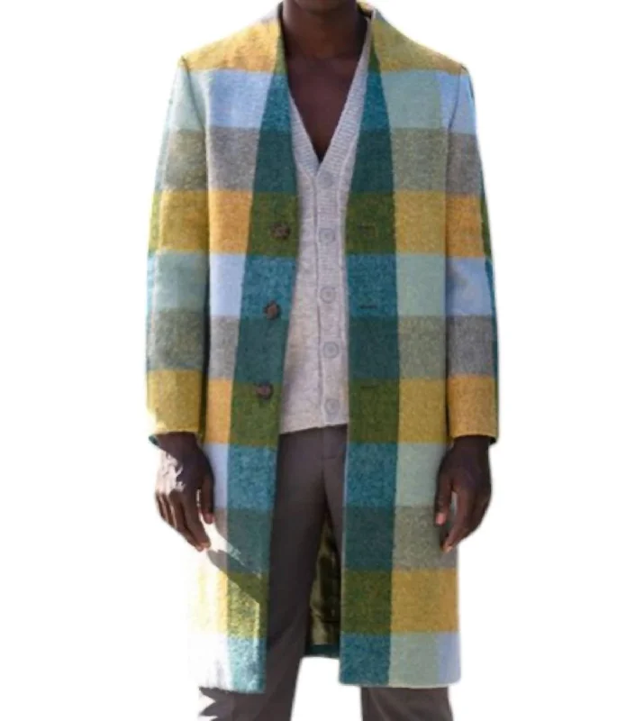 Men coats with a zip - out lining for easy cleaning and versatilityMen coats with a zip - out lining for easy cleaning and versatilityThe Chequer Coat Jacket In Harvest Plaid