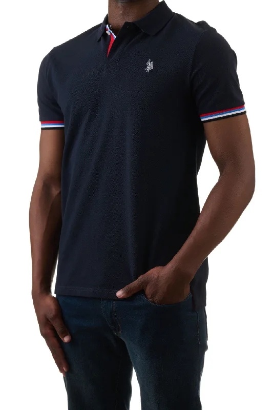 Men's slim fit short sleeve polo shirts with contrast collarsU.S. Polo Assn. Men's Polo Shirt with collar and cuff detail - Navy